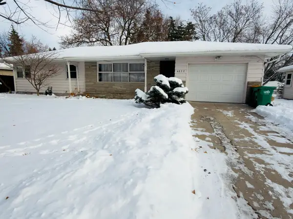 4832 Maryland Avenue N, Crystal, MN 55428