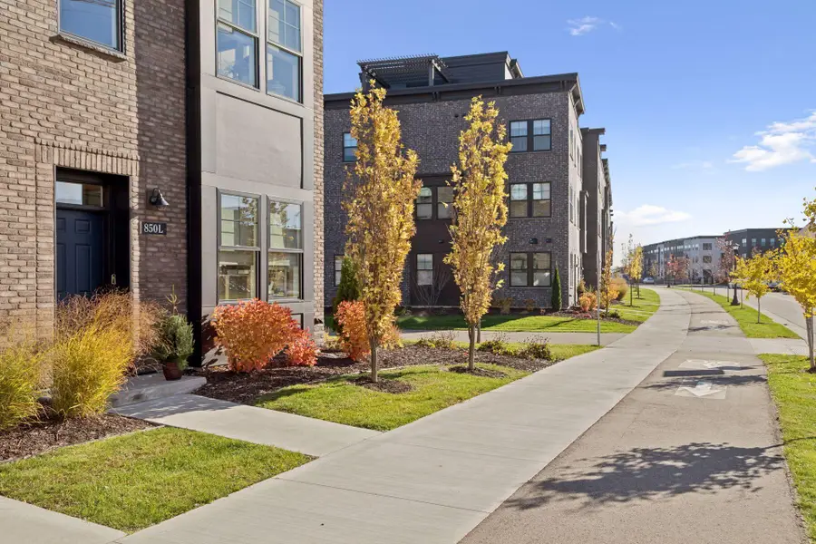 850 Mount Curve Boulevard #L, Saint Paul, MN 55116 - #3