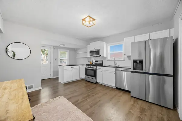 4921 Penn Avenue N, Minneapolis, MN 55430