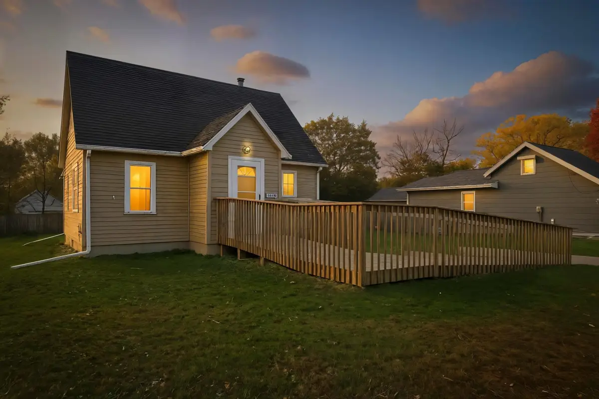 1403 11th Avenue Nw, Austin, MN 55912 - #1