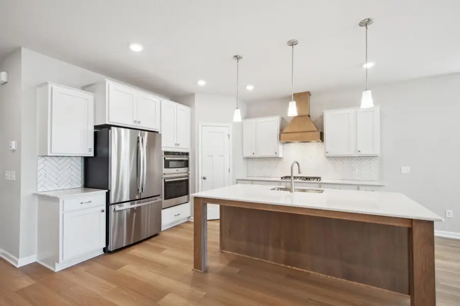 7574 201st Street W, Lakeville, MN 55044 - Image #2