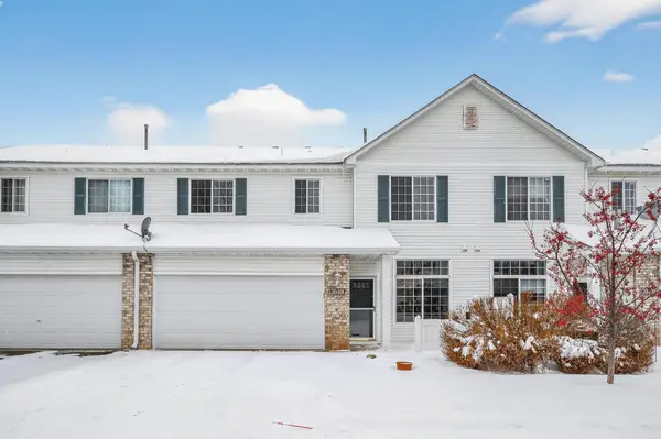 13040 Europa Trail Way N #G, Hugo, MN 55038