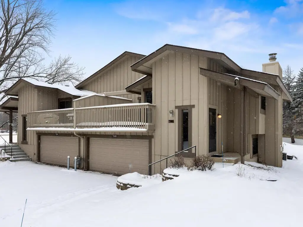 7245 Woodstock Curve, Minneapolis, MN 55438 - Image #1