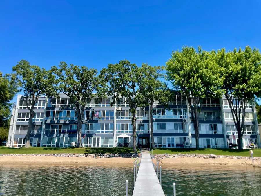 315 Park Lake Boulevard #207, Detroit Lakes, MN 56501 - #3