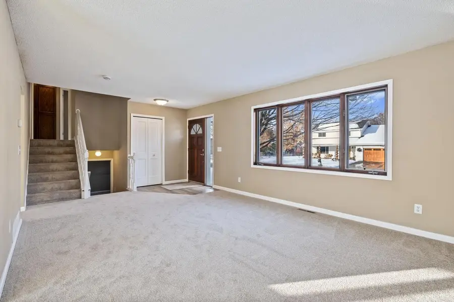 1002 Cross Road, Eagan, MN 55123 - Image #2