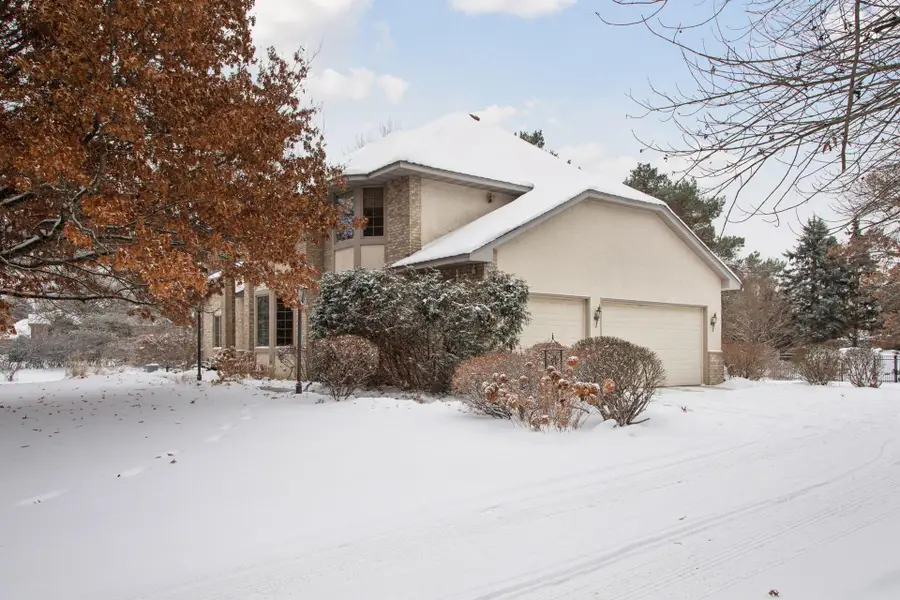 27 Scotch Pine Road, Saint Paul, MN 55127 - Image #2