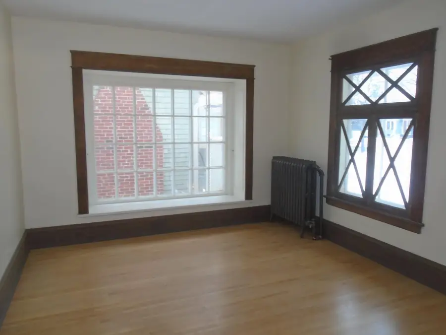 1048 Linwood Avenue, Saint Paul, MN 55105 - #3