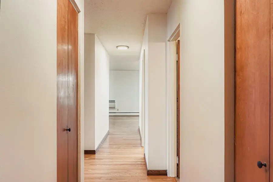 1912 Dupont Avenue S #407, Minneapolis, MN 55403 - Image #3