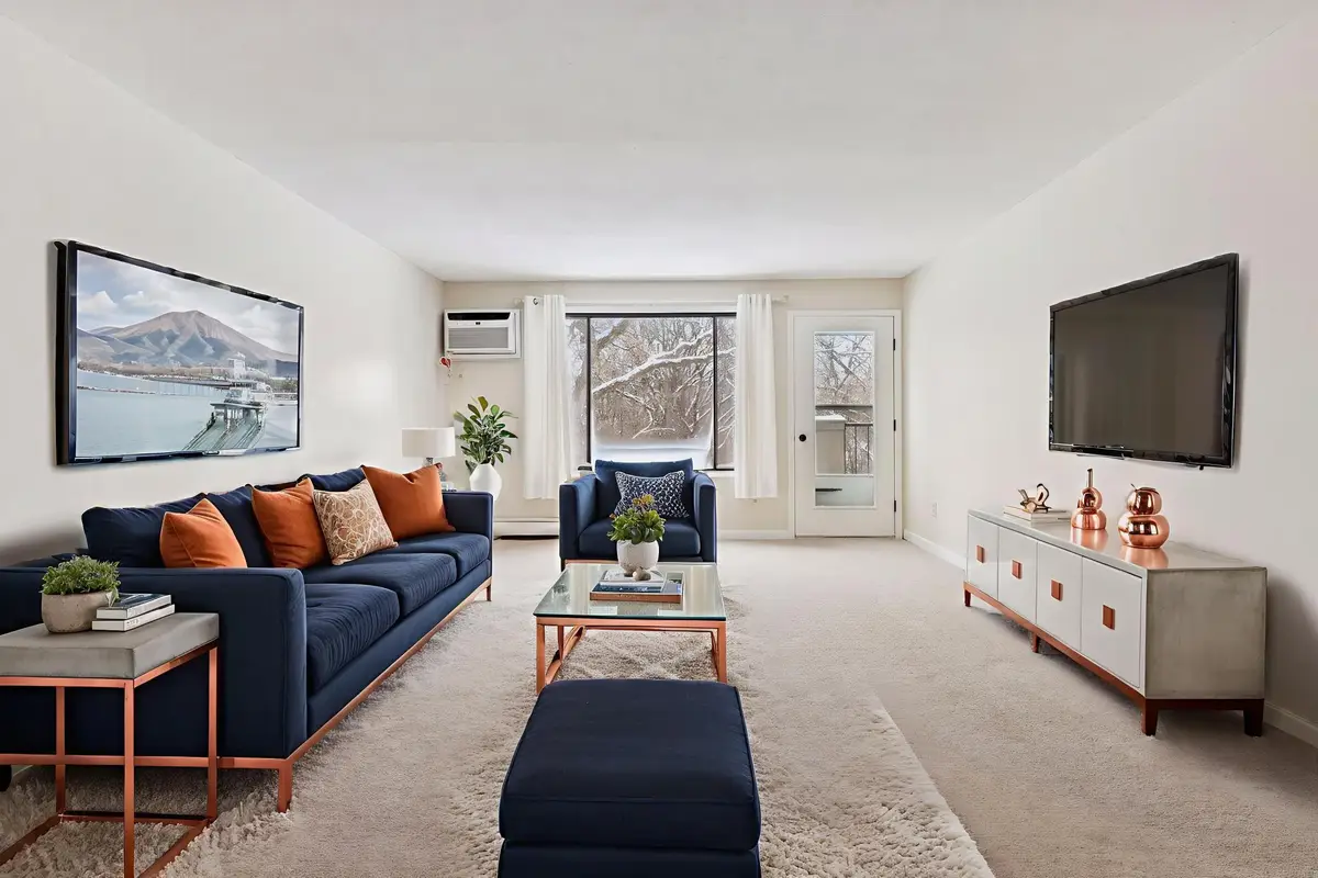 4009 Heritage Hills Drive #202, Minneapolis, MN 55437 - #1