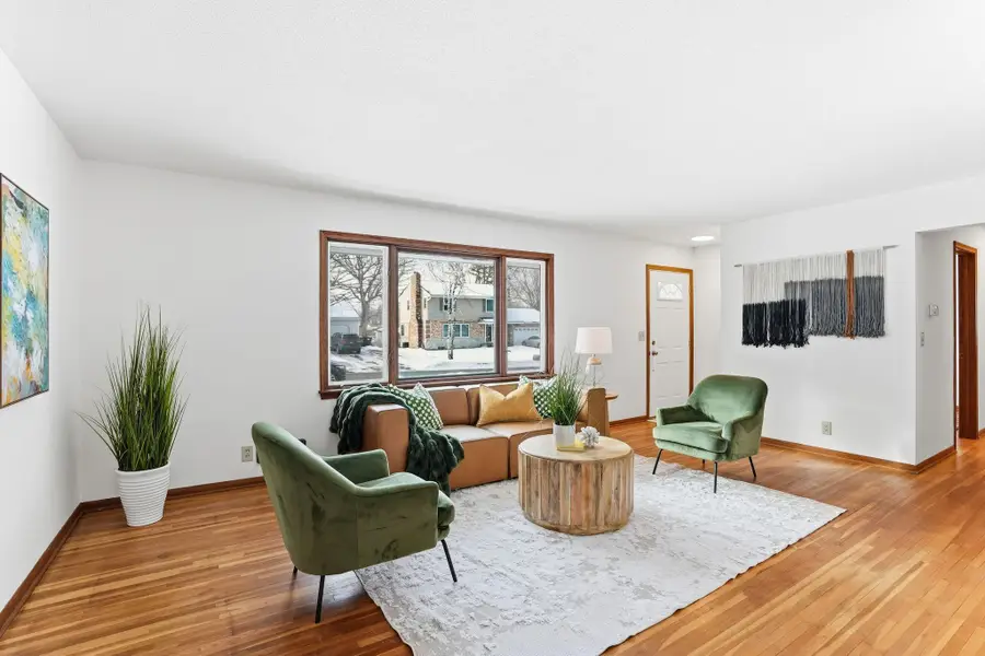 8416 Meadow Lake Road N, Minneapolis, MN 55428 - Image #2