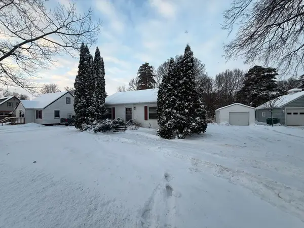 434 Evergreen Park Boulevard, Litchfield, MN 55355