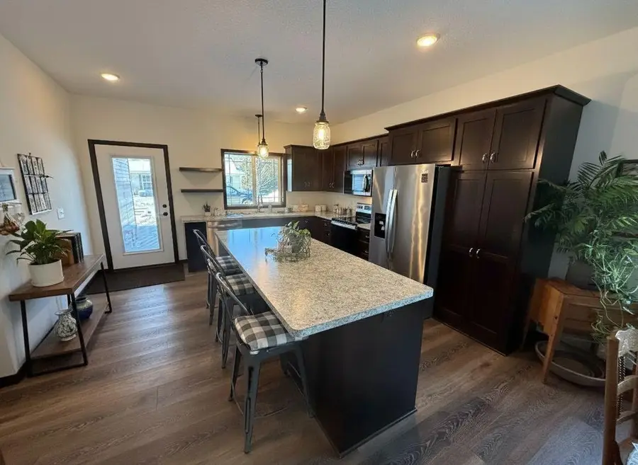 801 Golden Way Nw, Isanti, MN 55040 - Image #3