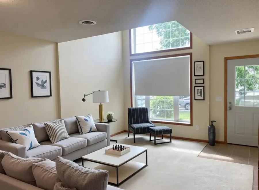 312 Wagon Wheel Lane, Chaska, MN 55318 - Image #2