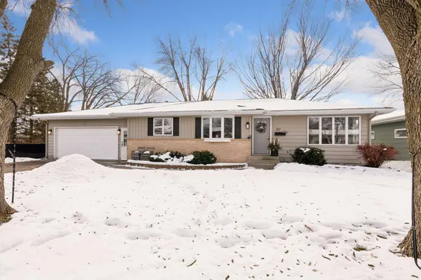317 W 4th Street, Waconia, MN 55387