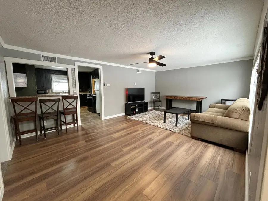 1900 22nd Drive Sw, Austin, MN 55912 - Image #2