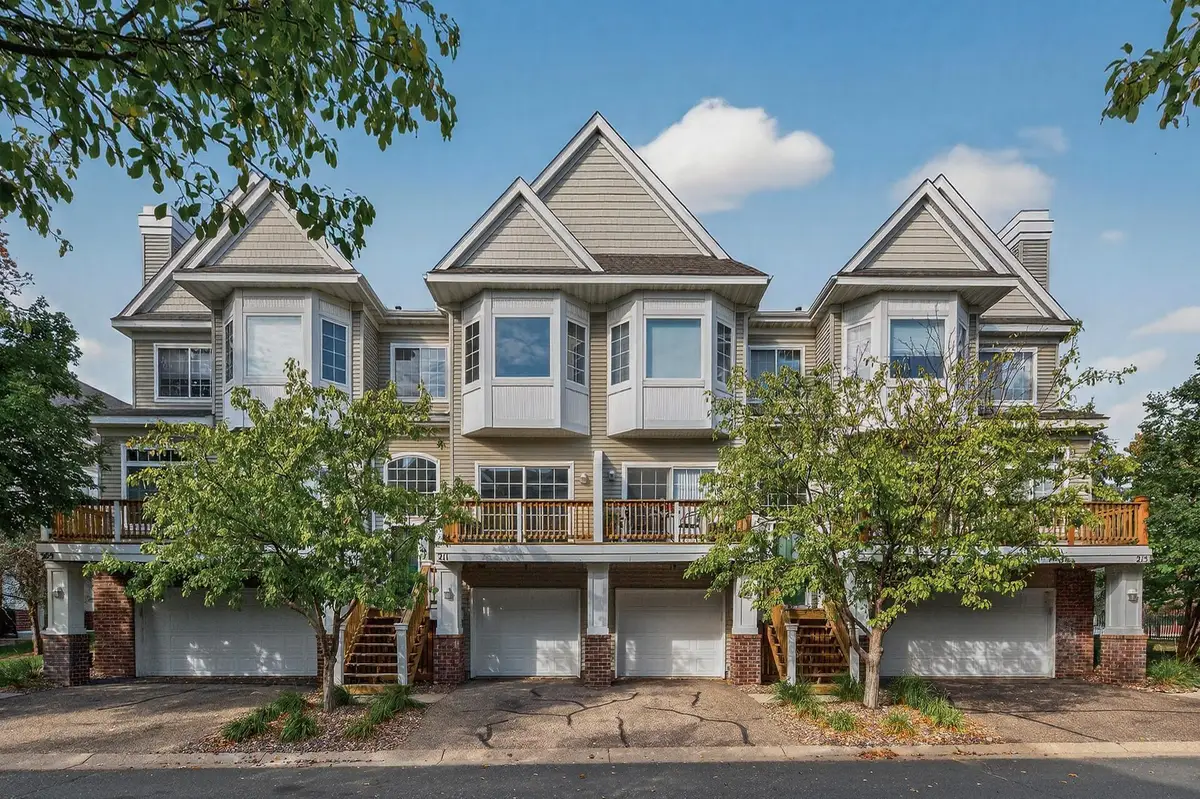 211 Christenson Way Ne, Fridley, MN 55432 - Image #1