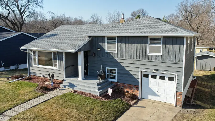 1210 Willmar Avenue Sw, Willmar, MN 56201 - #2