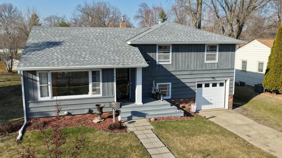 1210 Willmar Avenue Sw, Willmar, MN 56201 - #3