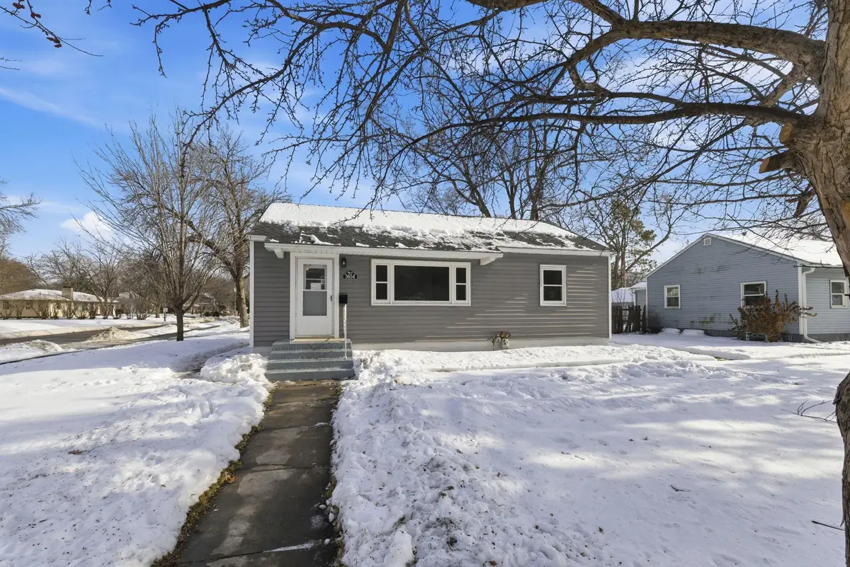 5654 Bryant Avenue N, Minneapolis, MN 55430 - Image #1