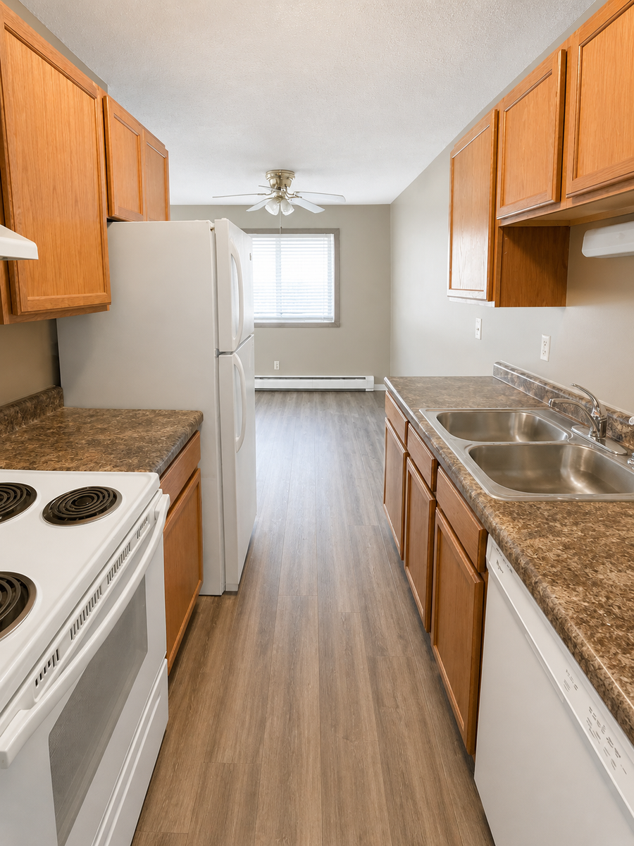 901 Pearl Avenue, Marshall, MN 56258 - #2