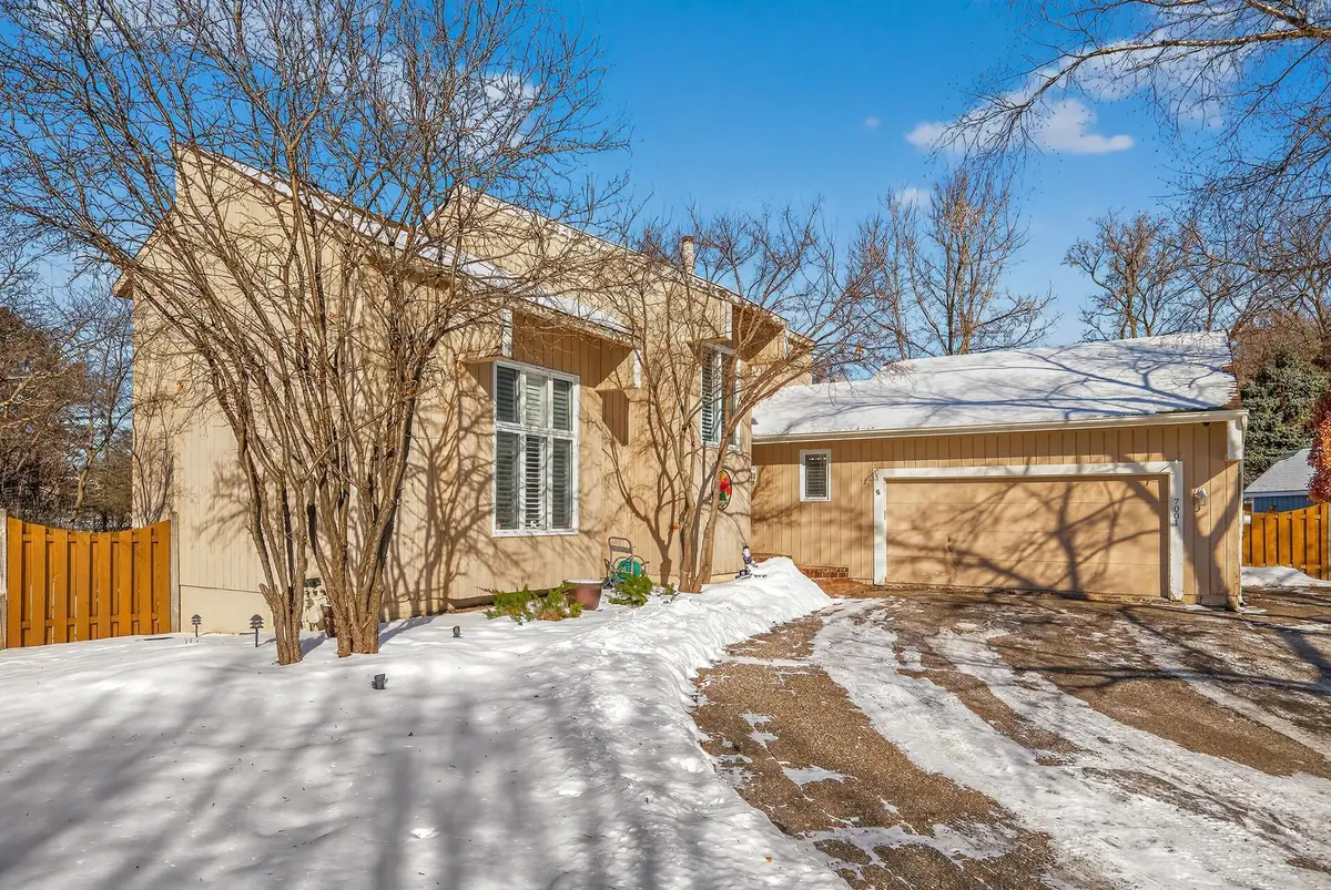 7001 Beacon Circle, Eden Prairie, MN 55346 - #1