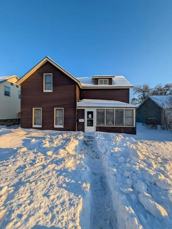 223 1st Avenue S, Perham, MN 56573