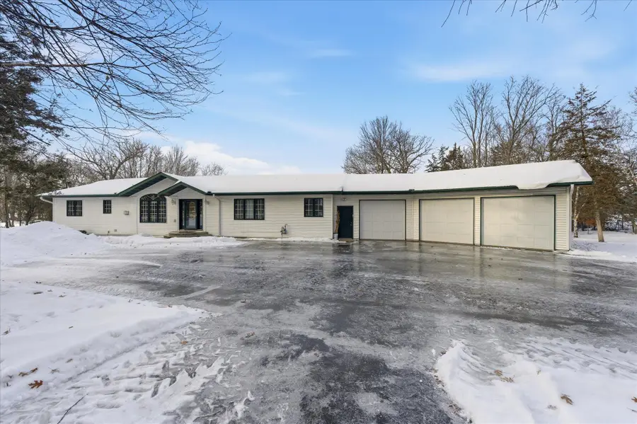 20640 Kiowa Street Nw, Anoka, MN 55303 - #2