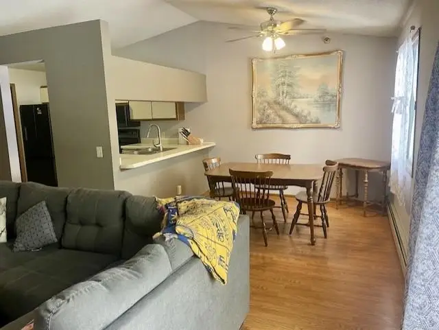 4151 Boone Avenue N #202, New Hope, MN 55427 - #3