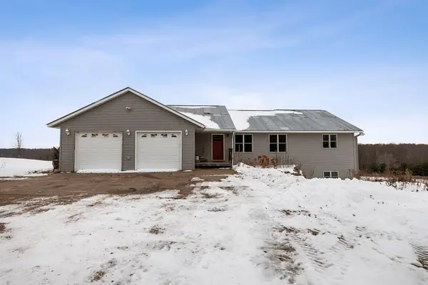 1525 6 1/2th Avenue, Hillsdale, WI 54733