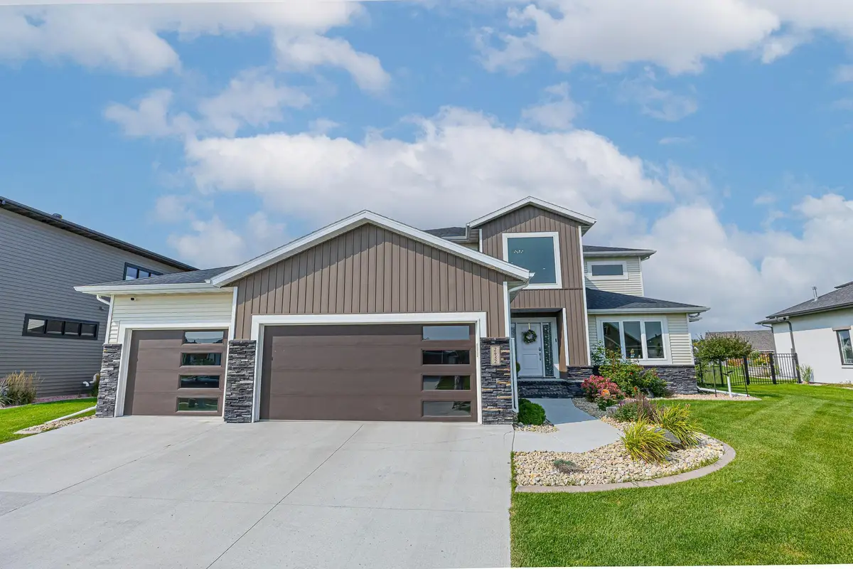 2432 Mcleod Drive E, West Fargo, ND 58078 - Image #1
