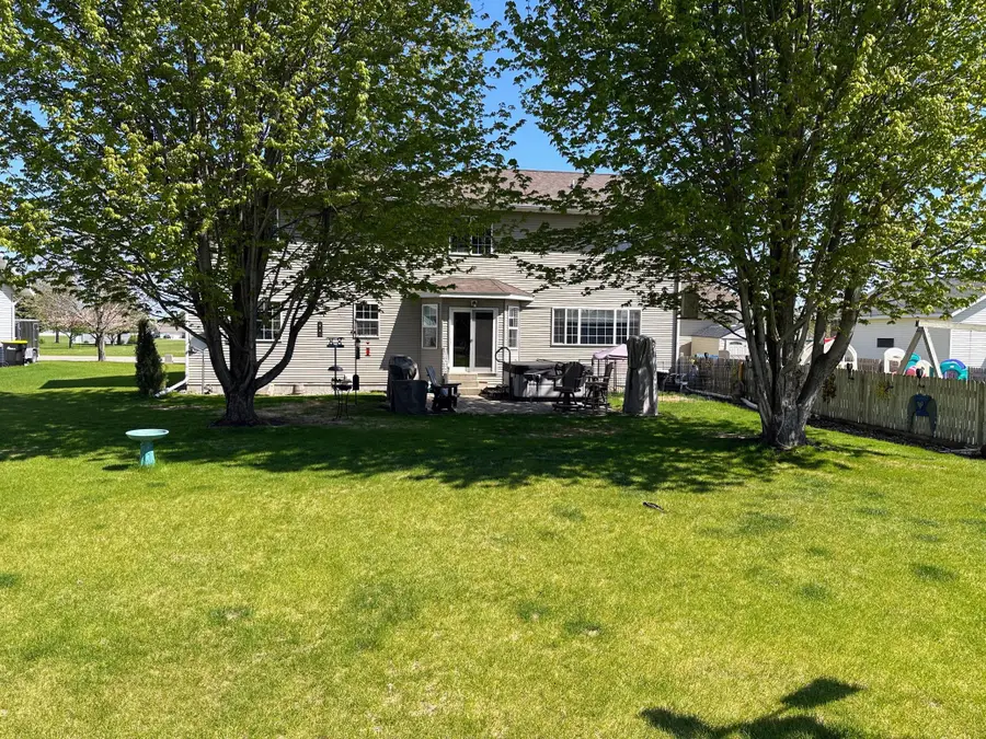 420 7th Street Ne, Perham, MN 56573 - #2