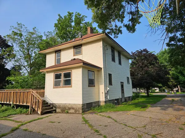 730 N 1st Street N, Waterville, MN 56096