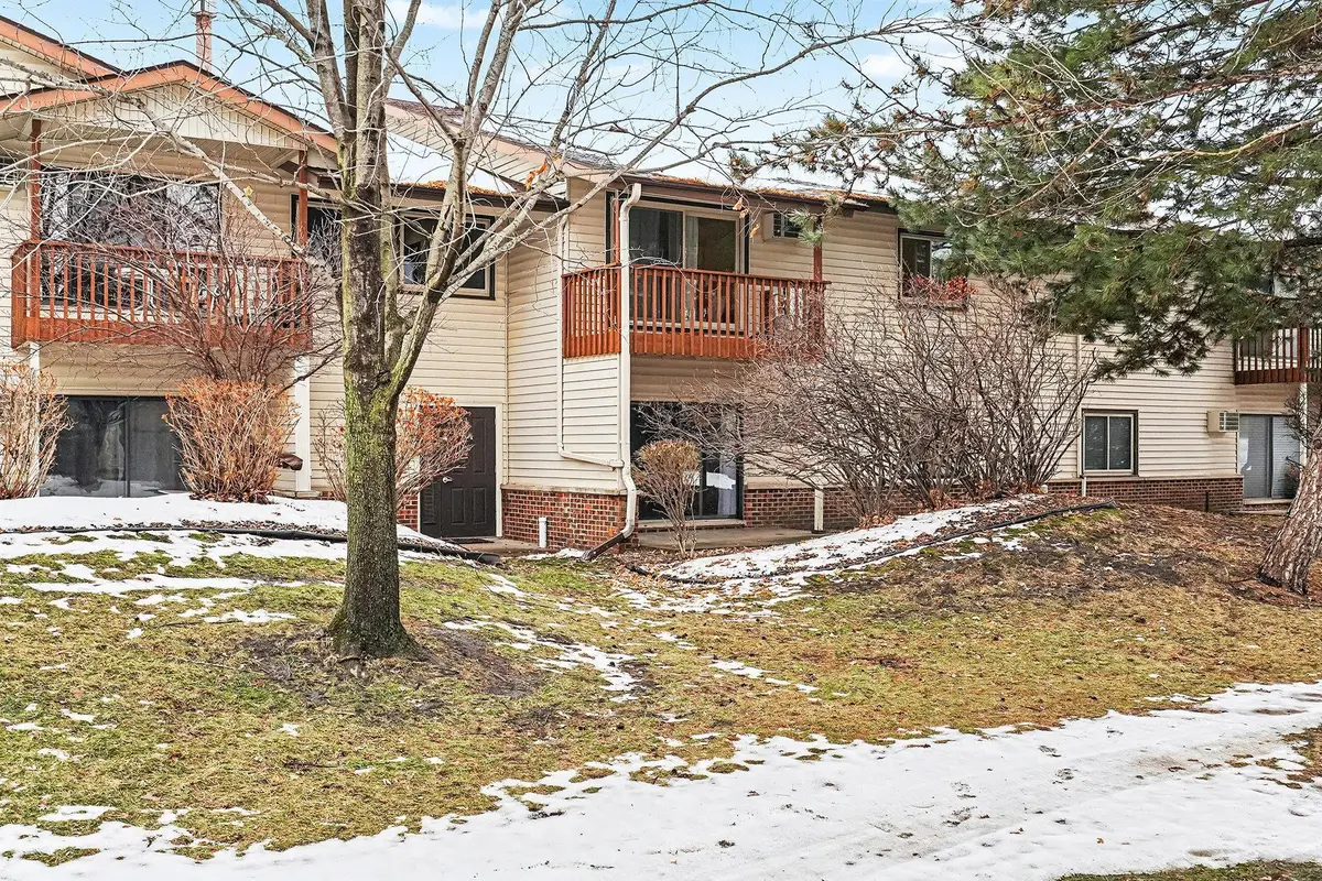 4004 Foss Road #101, Minneapolis, MN 55421 - Image #1