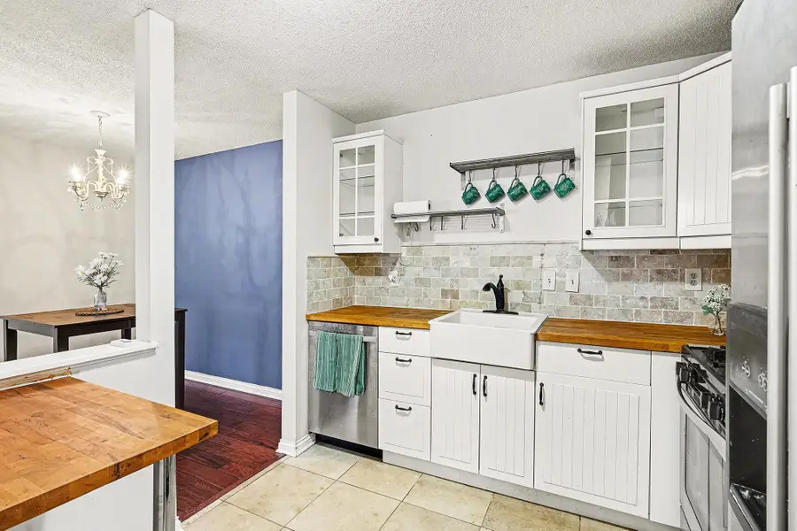 4004 Foss Road #101, Minneapolis, MN 55421 - Image #2