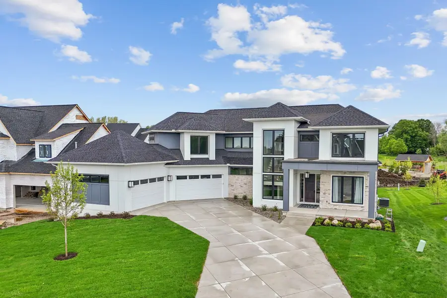 16404 47th Place N, Minneapolis, MN 55446 - Image #2