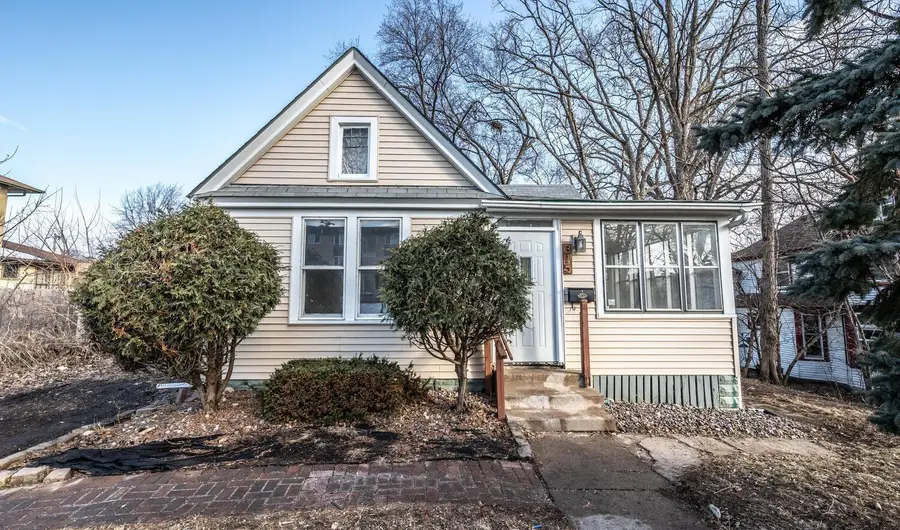 315 Annapolis Street W, Saint Paul, MN 55118 - #2