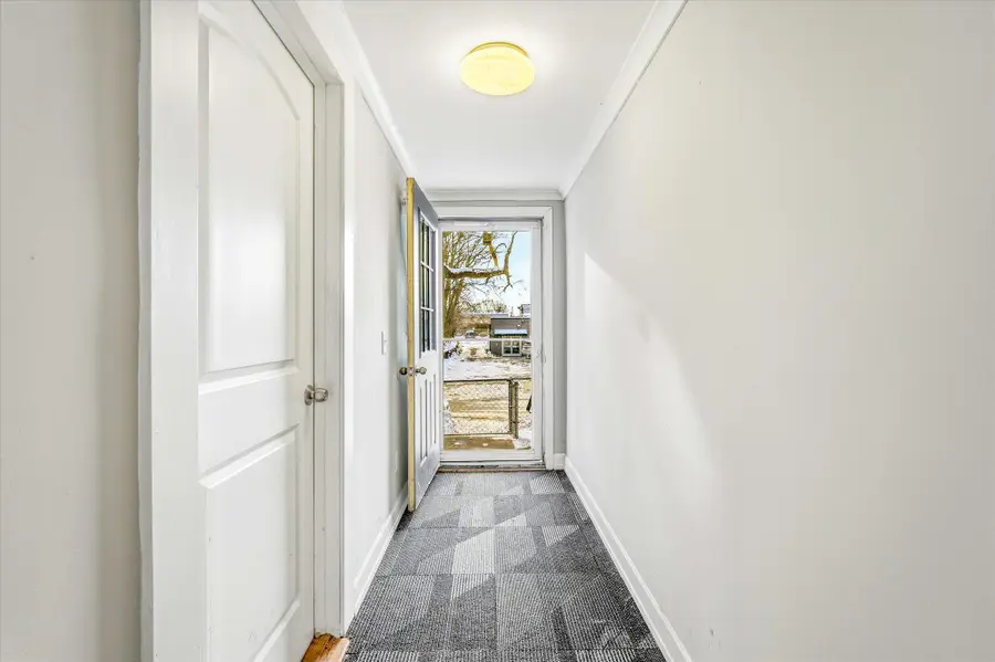 829 Lawson Avenue E, Saint Paul, MN 55106 - #2