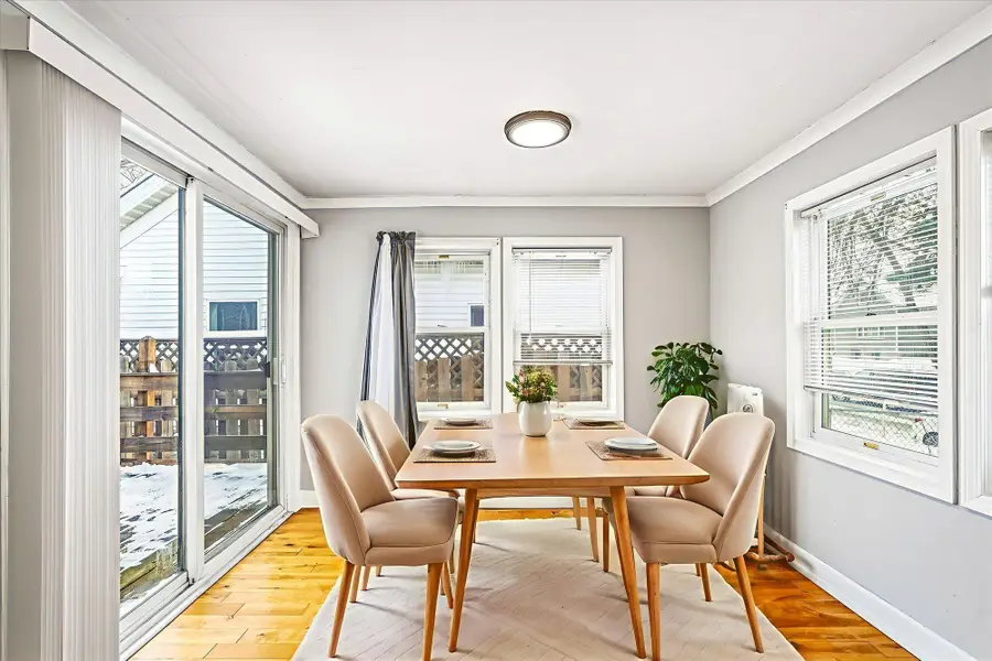 829 Lawson Avenue E, Saint Paul, MN 55106 - #3