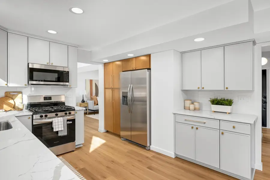 3835 Harbor Lane N, Minneapolis, MN 55446 - Image #2