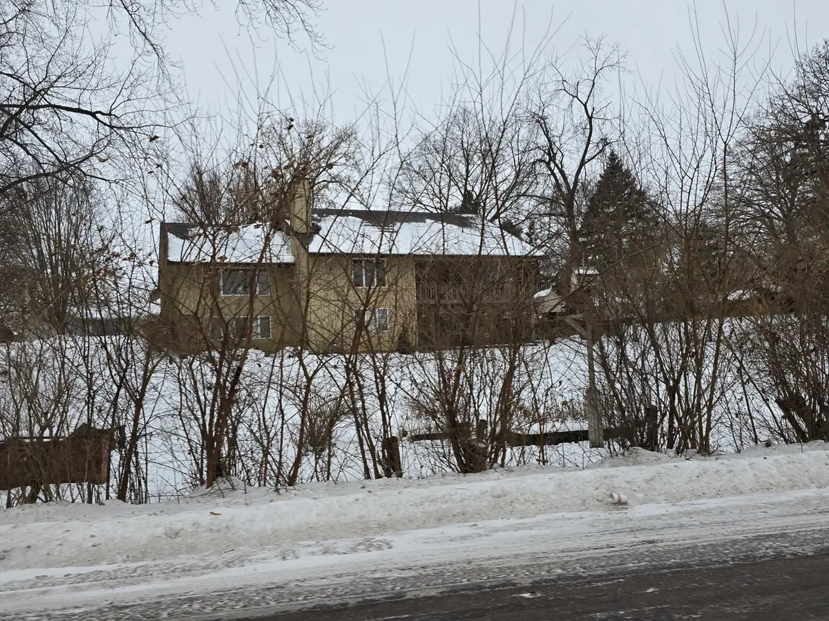 132 Parkwood Place, Fairmont, MN 56031 - #1