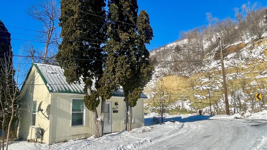 304 Sanderson Street, Red Wing, MN 55066 - Image #2