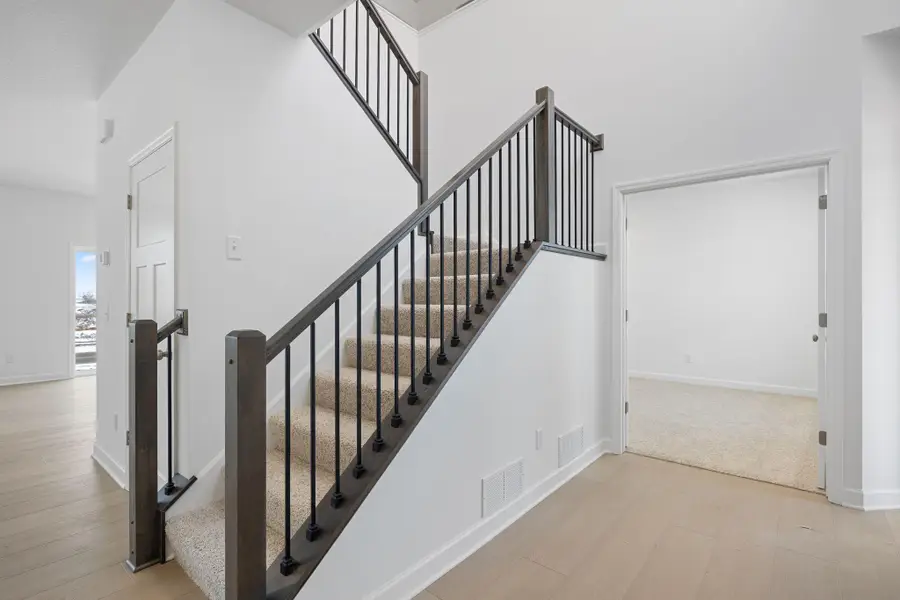 20350 Gadget Circle, Lakeville, MN 55044 - Image #2