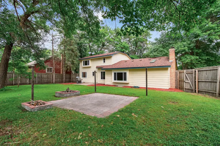 12092 Butternut Street Nw, Coon Rapids, MN 55448 - Image #2