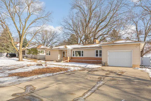 1305 4th Street Sw, Austin, MN 55912