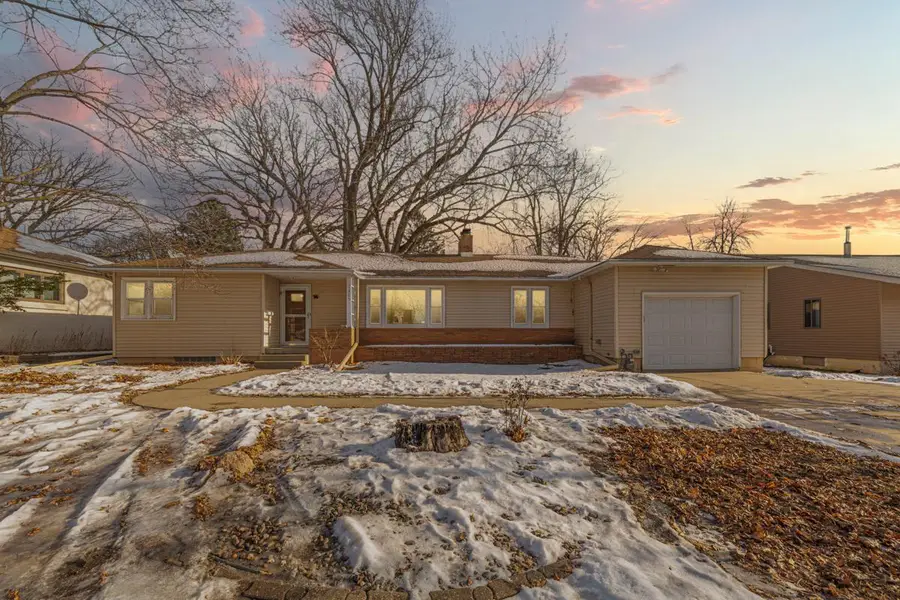 1305 4th Street Sw, Austin, MN 55912 - Image #2