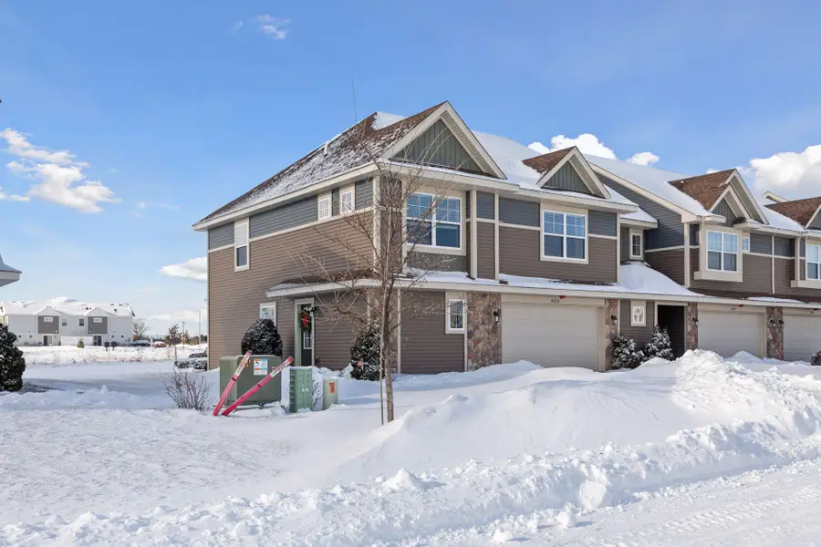 4824 Martingale Drive, Woodbury, MN 55129 - Image #2