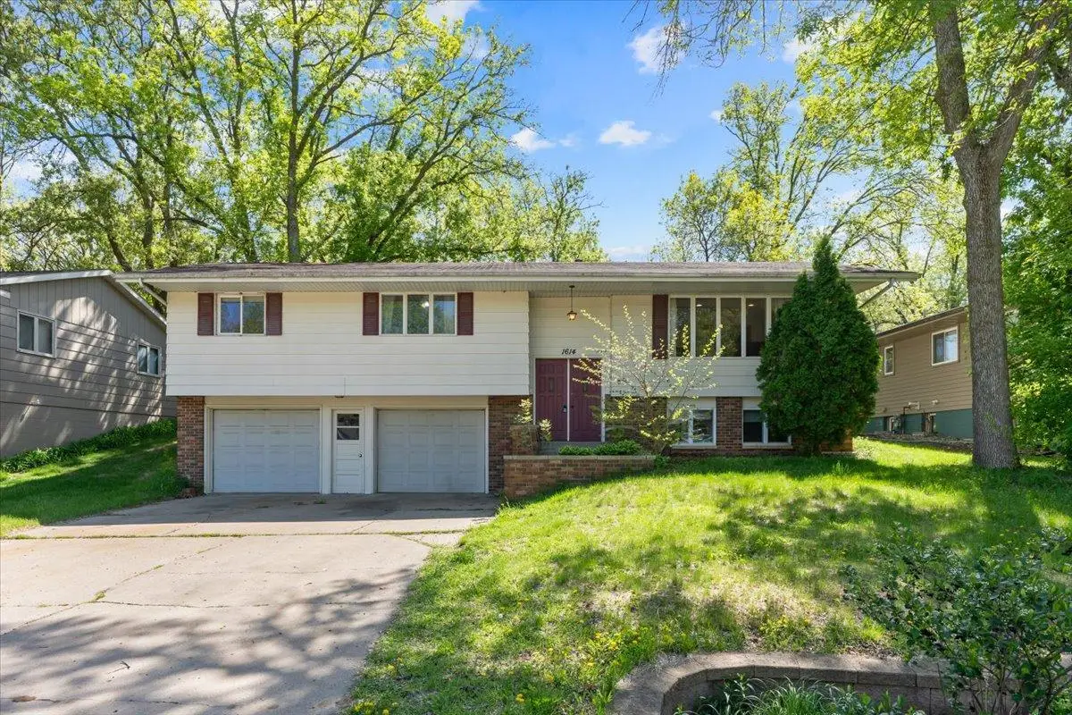 1614 12th Avenue Se, Saint Cloud, MN 56304 - #1