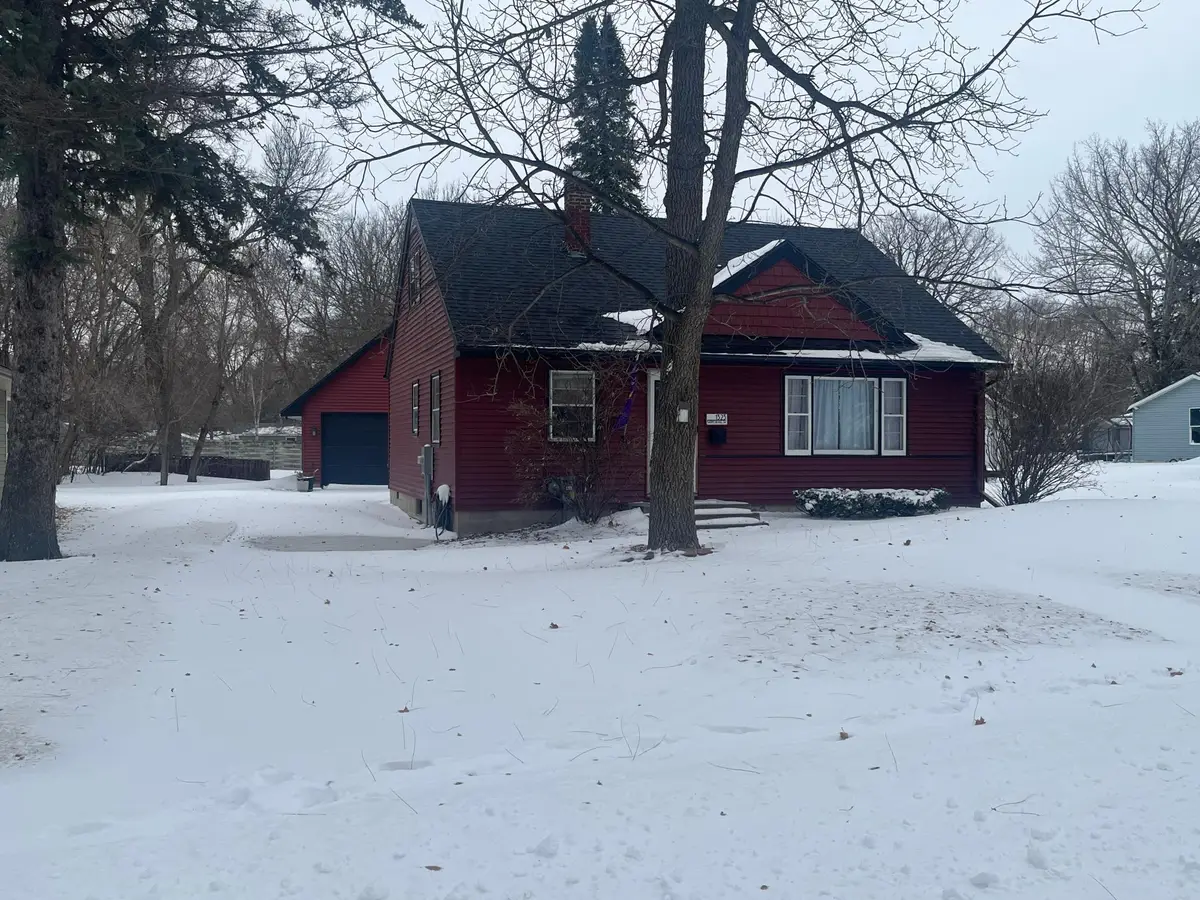 1323 Kandiyohi Avenue Sw, Willmar, MN 56201 - Image #1