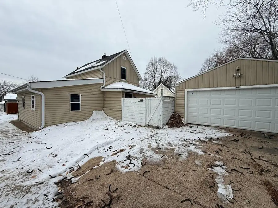 941 Cypress Street, Saint Paul, MN 55106 - Image #2