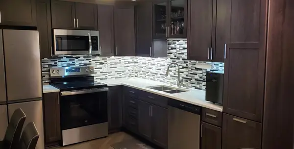 1700 Four Oaks Rd #238, Eagan, MN 55121